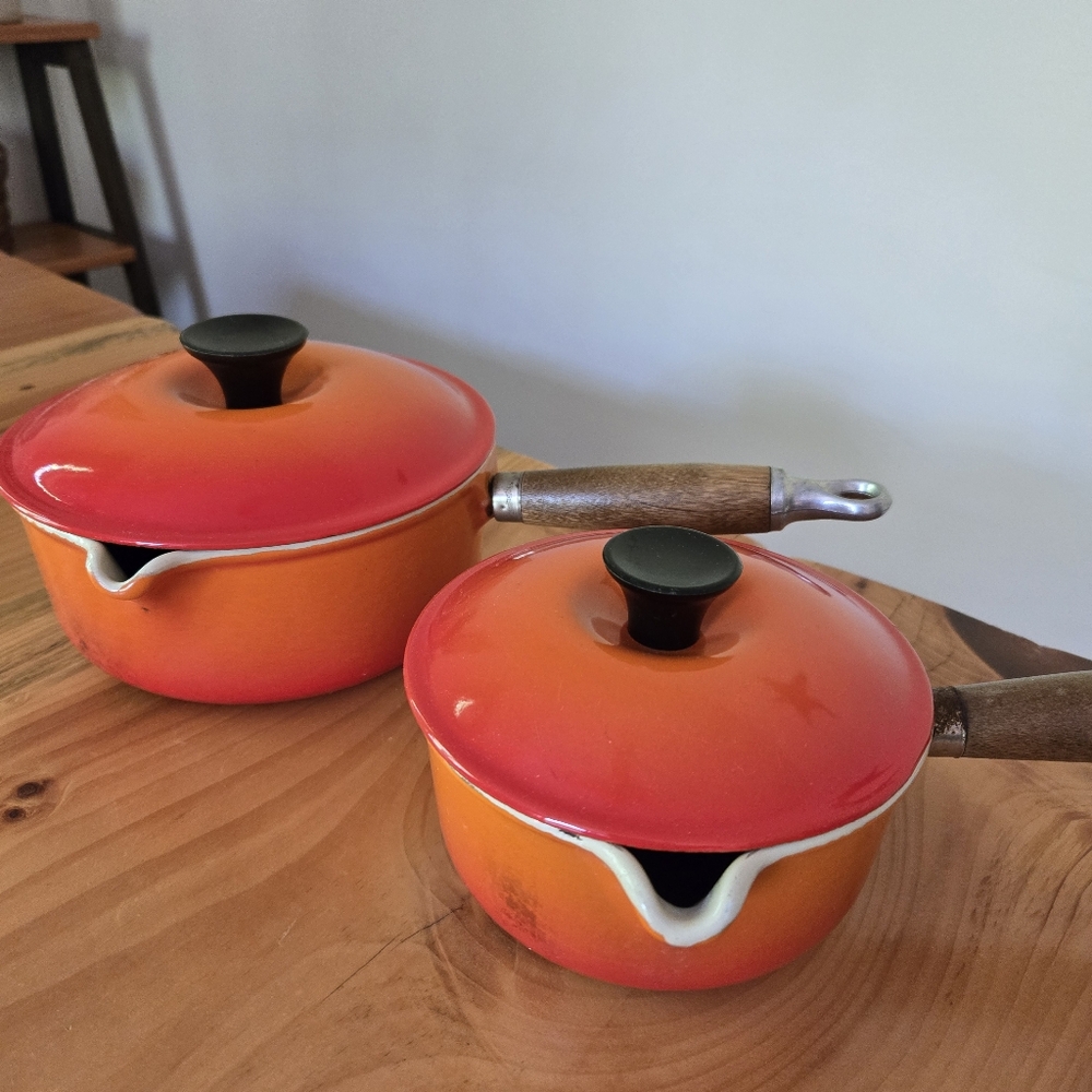 VTG 60s 70s Set of Le Creuset Flame Orange Enamel Cast Iron Cookware Set of 2